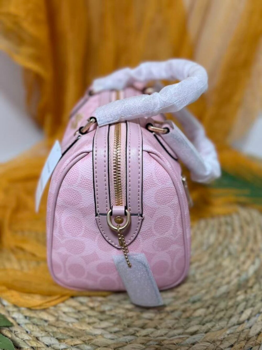 Women's Coach bags - Picture 2 of 4